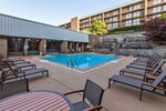 Doubletree by Hilton Pittsburgh — Green Tree