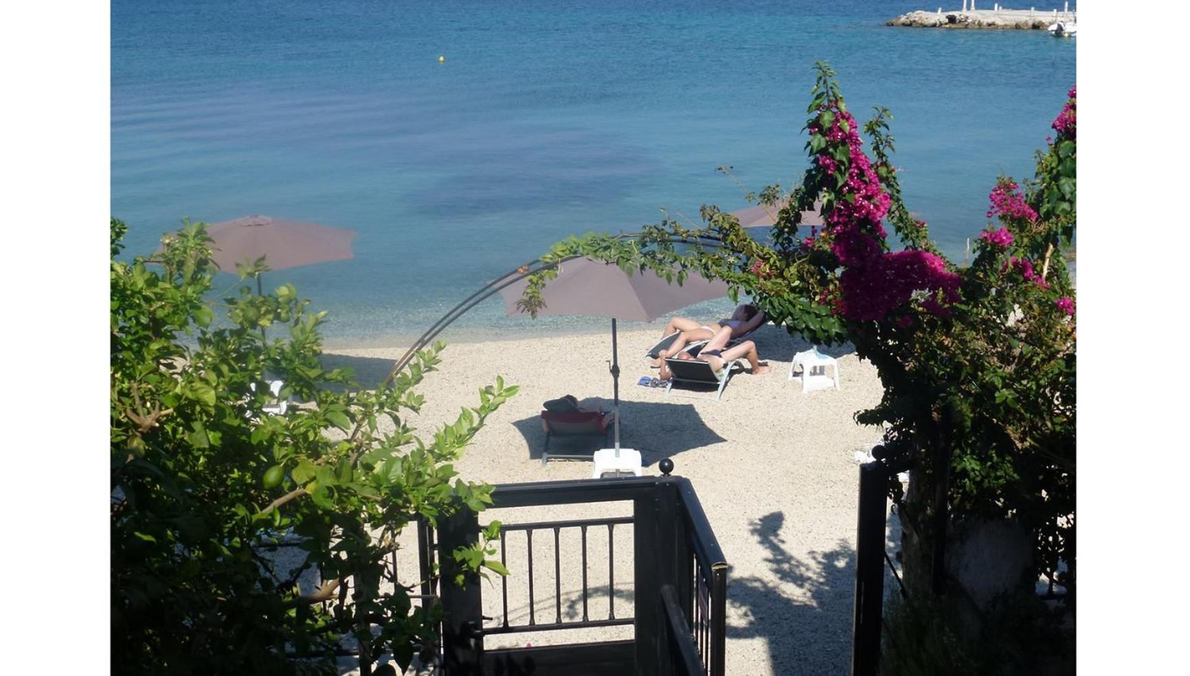 Фото Galini Studios