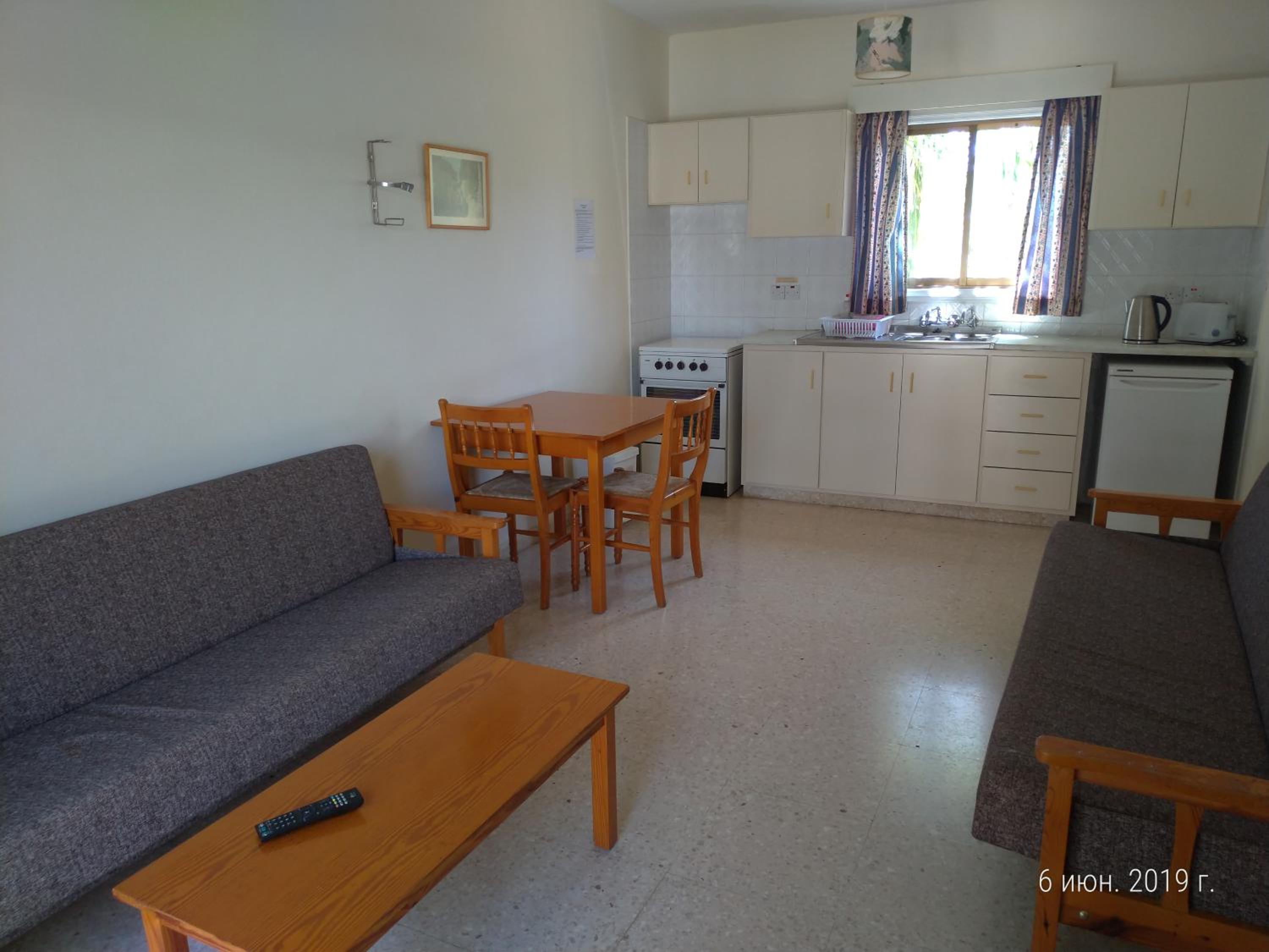 Фото Constantaras Apartments