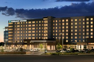 Гостиница Embassy Suites by Hilton San Antonio Landmark в Сан-Антонио