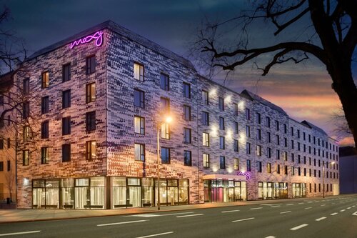 Гостиница Moxy Dresden Neustadt в Дрездене