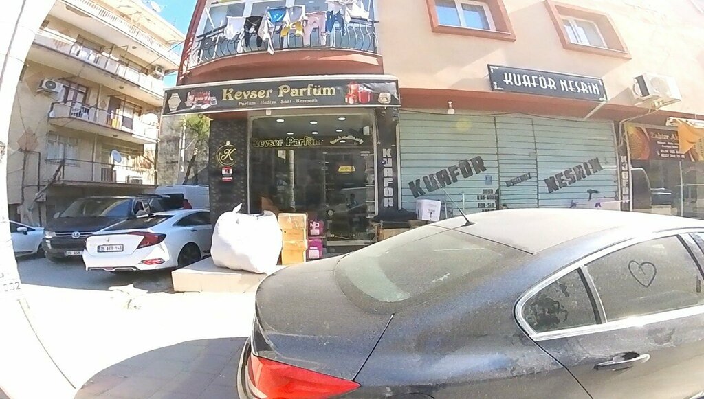 Perfume and cosmetics shop Kevser Parfume, Izmir, photo