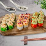 Takara (Zapadnaya Street, 16В) ، مطعم سوشي