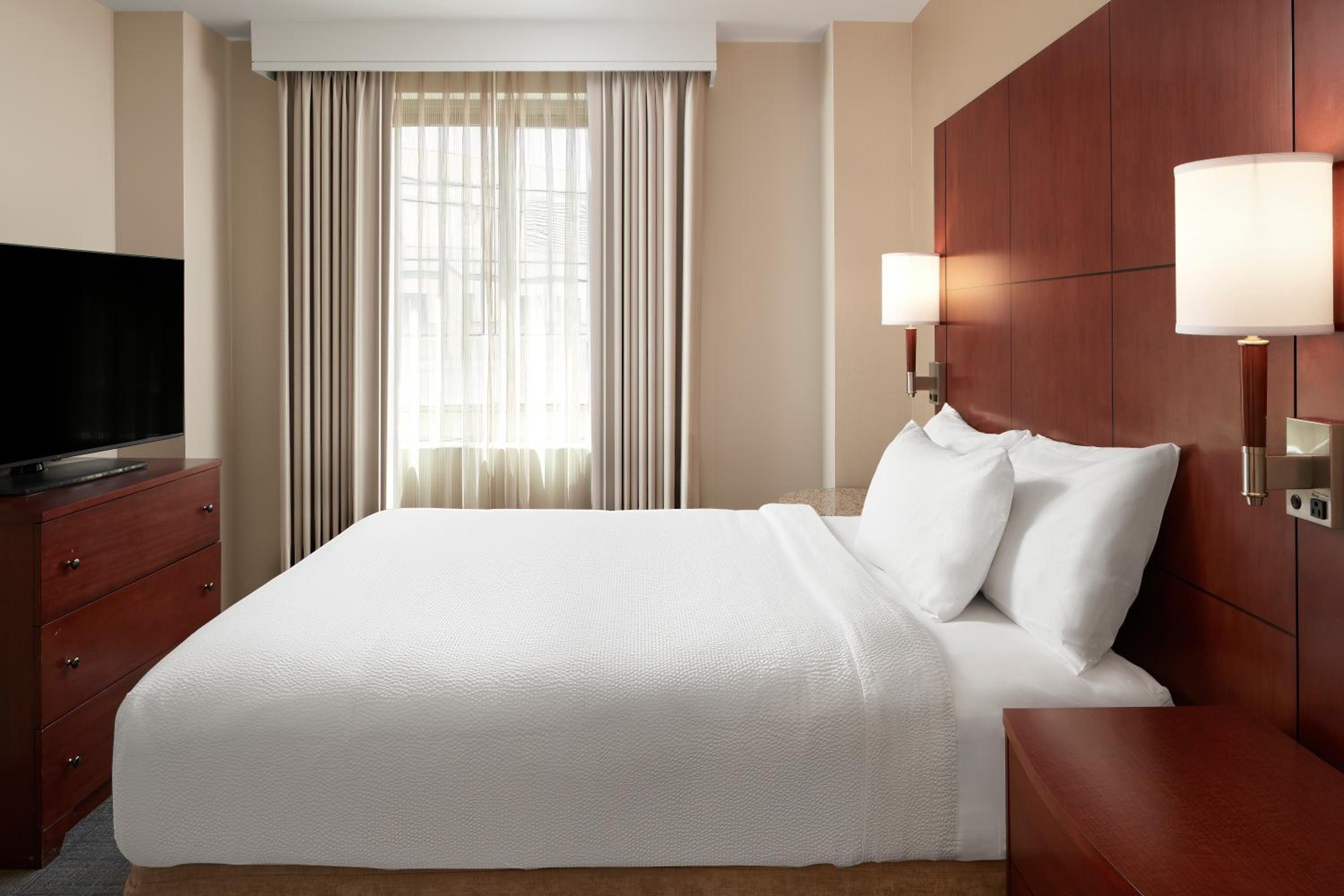 Фото Residence Inn by Marriott Arlington Courthouse