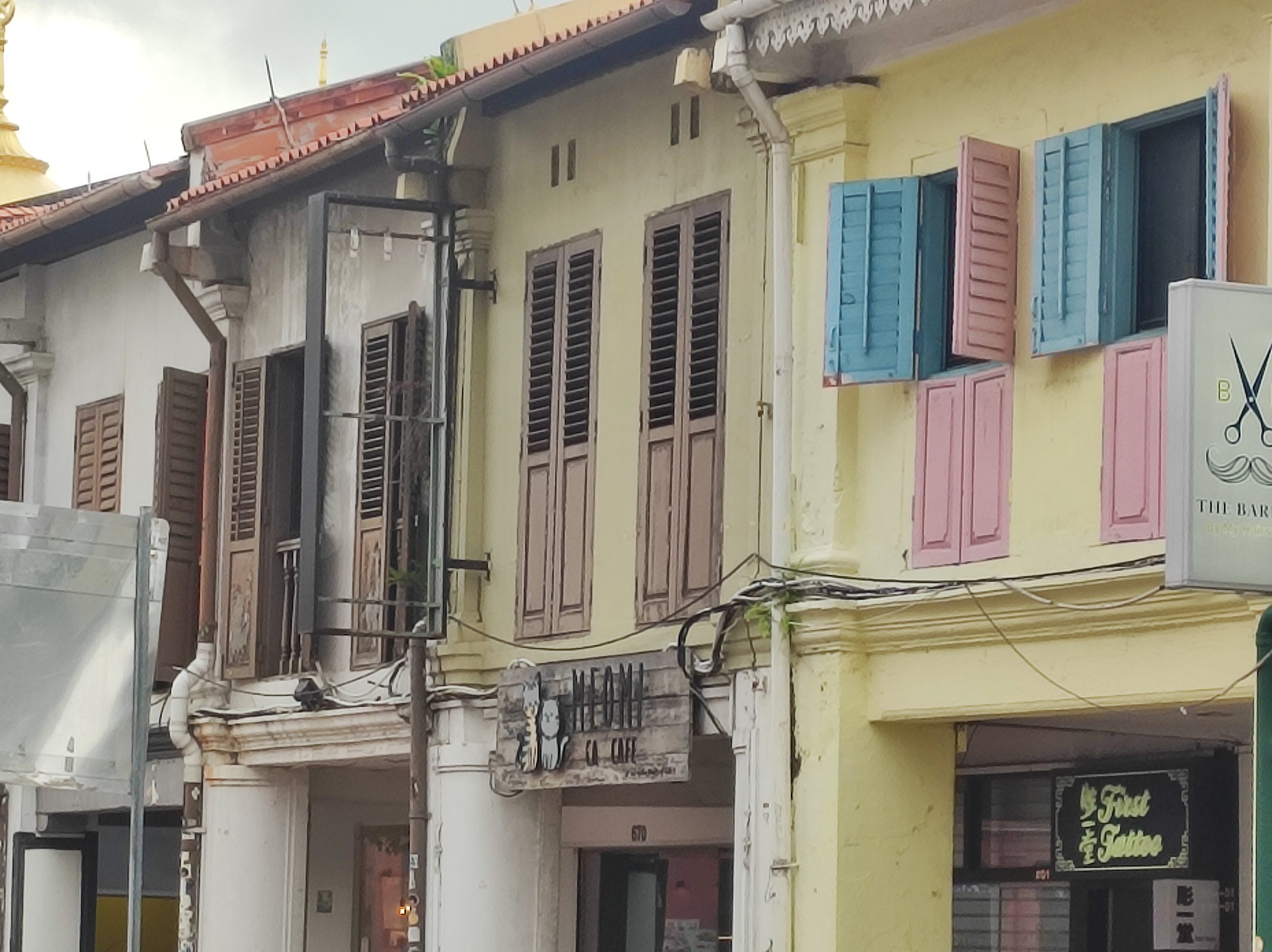 Фото Met A Space Pod @ Arab Street