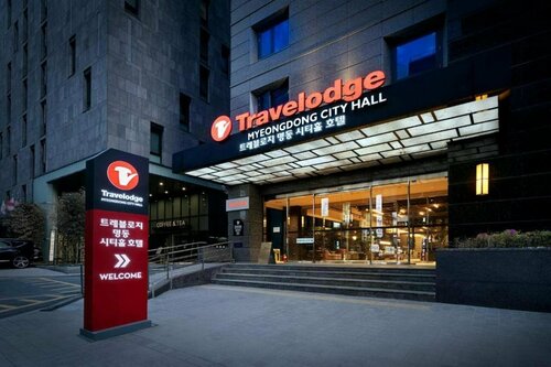 Гостиница Travelodge Myeongdong City Hall в Сеуле