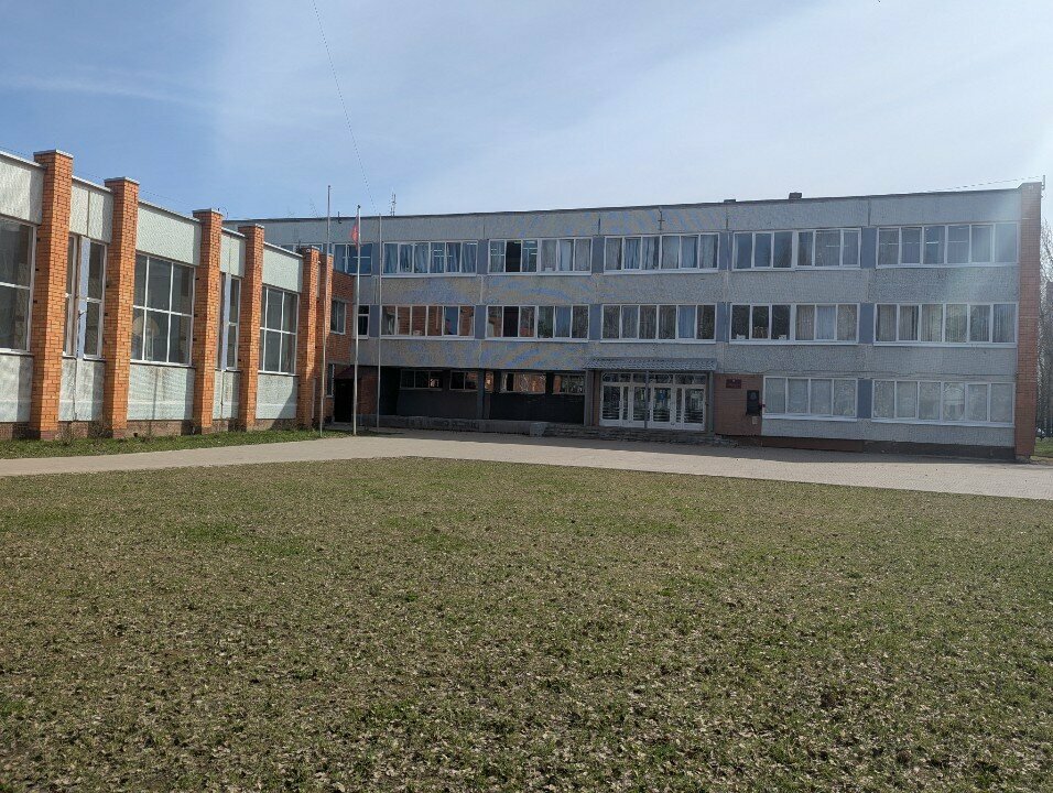 School Srednyaya obshcheobrazovatelnaya shkola № 24 im. L.I. Malyakova, Pskov, photo