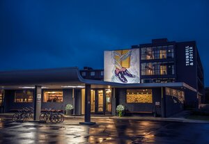 Гостиница Trumbull and Porter Hotel