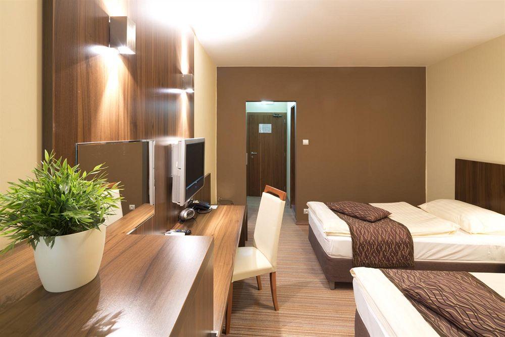 Фото Hotel Bratislava