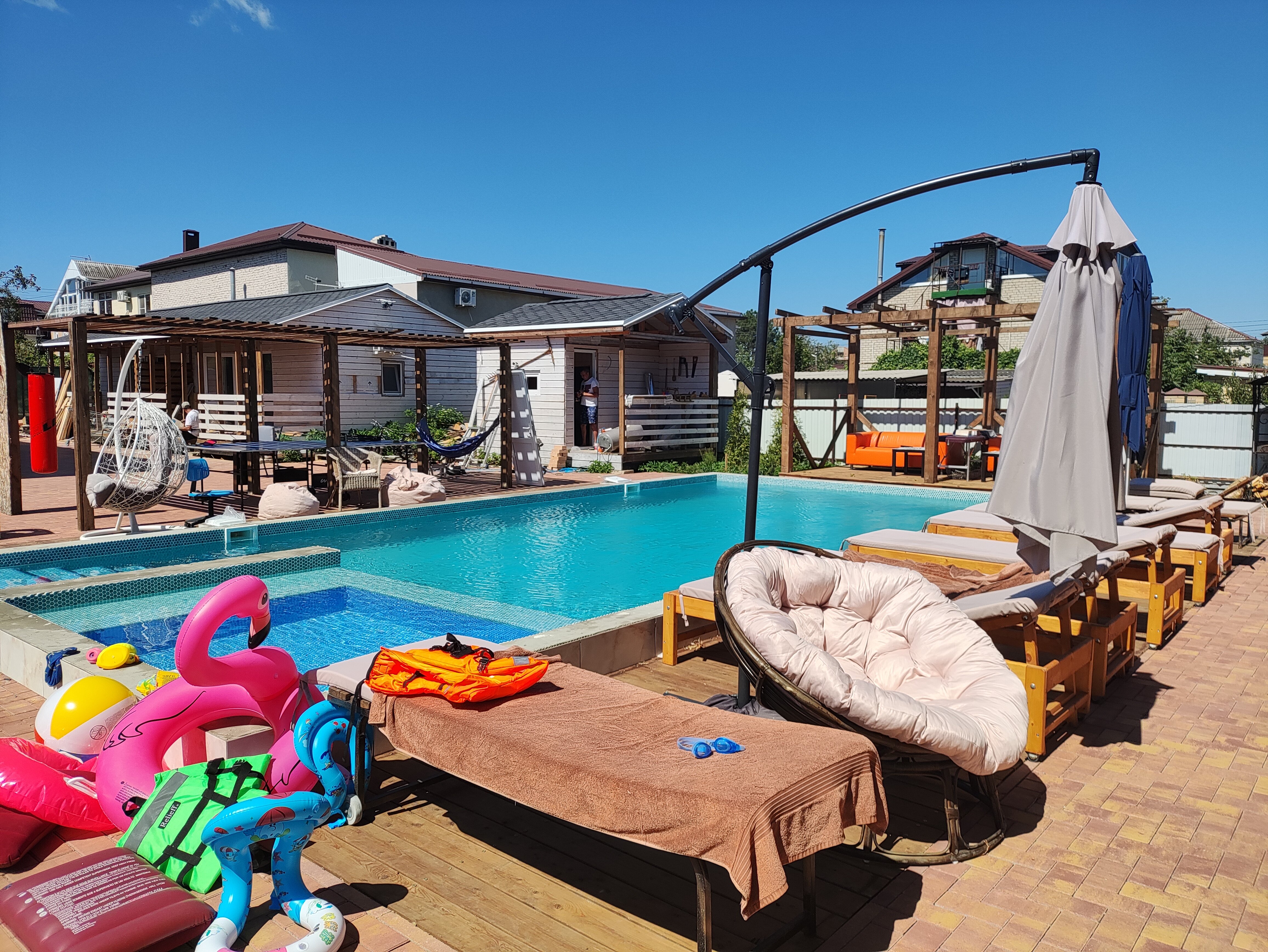 Фото отеля 2