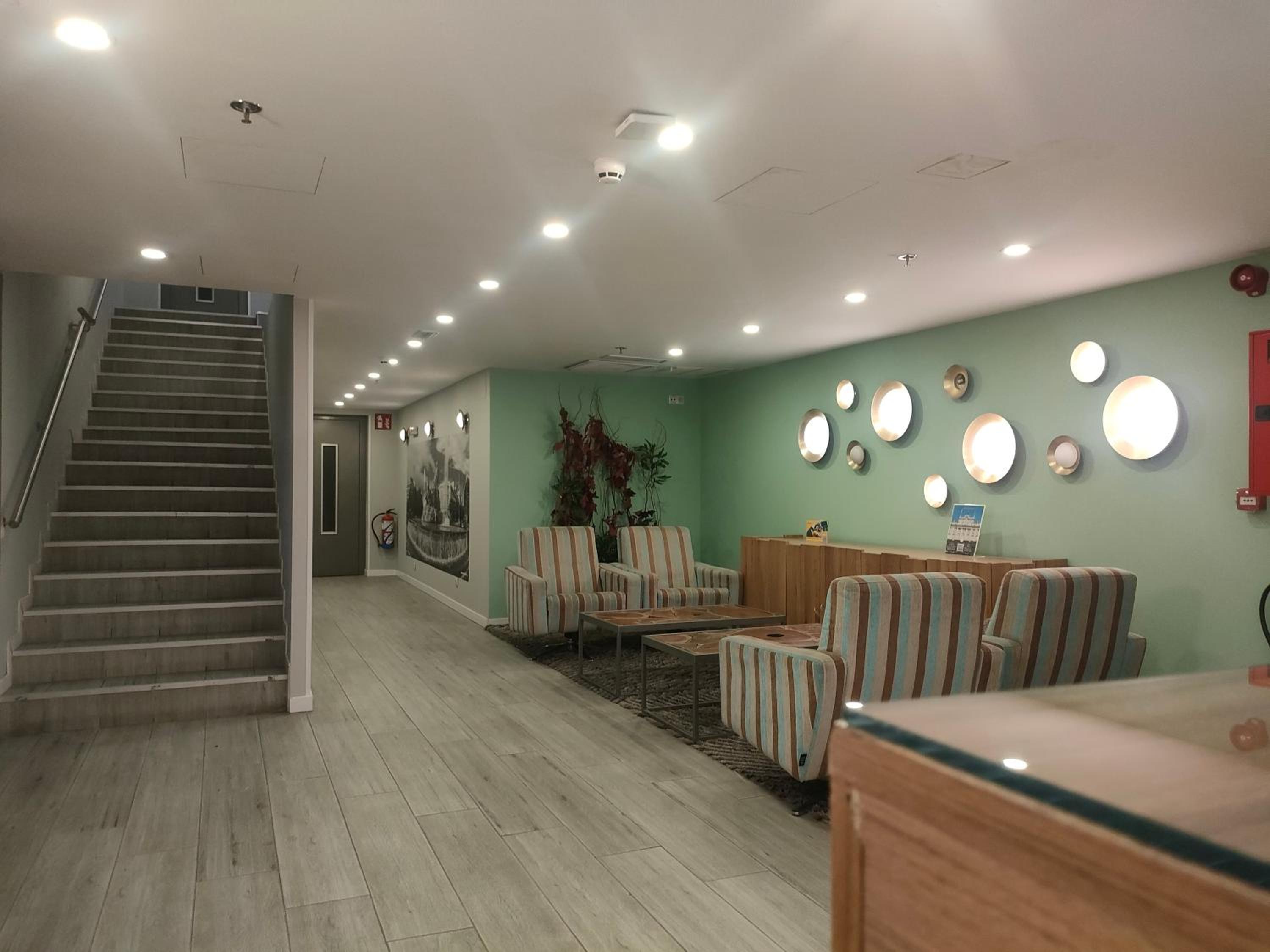 Фото Boutique Urban Madrid Genova