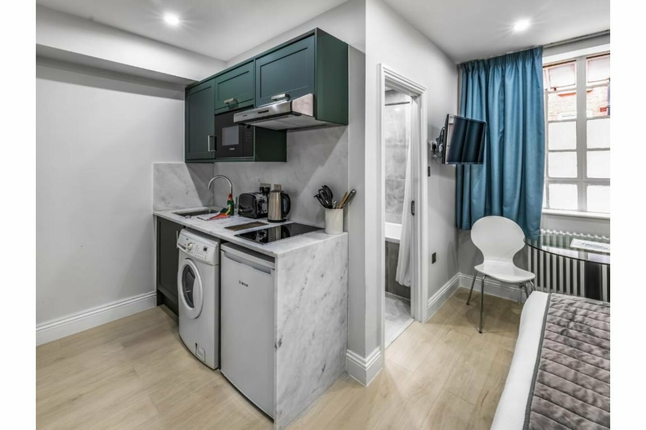 Фото Chelsea Cloisters by Capital