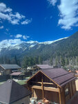 Arhiz Inturist (Arkhyz Village, Lesnaya Street, 1Е-1) ، فندق