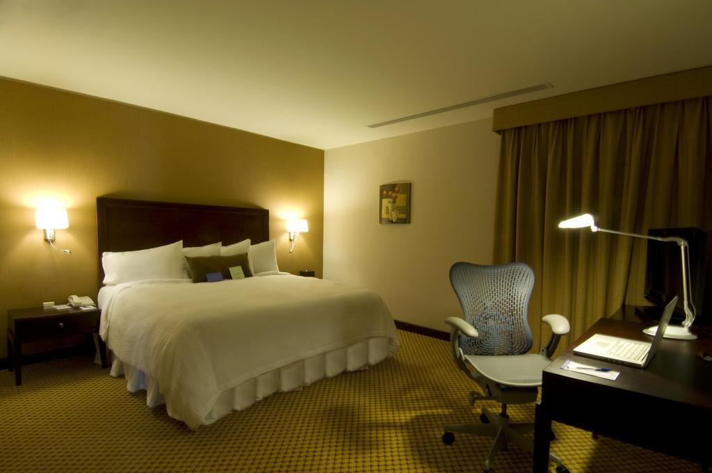 Фото Hilton Garden Inn Riyadh Olaya