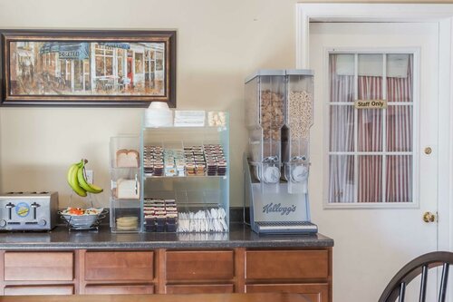 Гостиница Lincoln Inn Fredericton в Фредериктоне