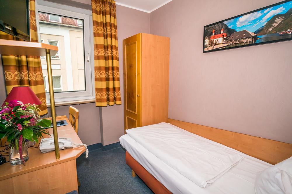 Фото Smart Stay Hotel Schweiz