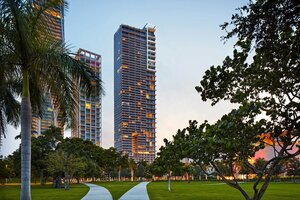 Гостиница The Gabriel Miami Downtown, Curio Collection by Hilton