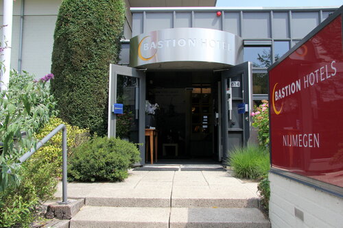 Гостиница Bastion Hotel Nijmegen в Неймегене
