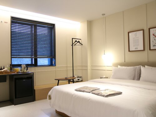 Гостиница Brown dot Hotel Palyong в Чханвоне