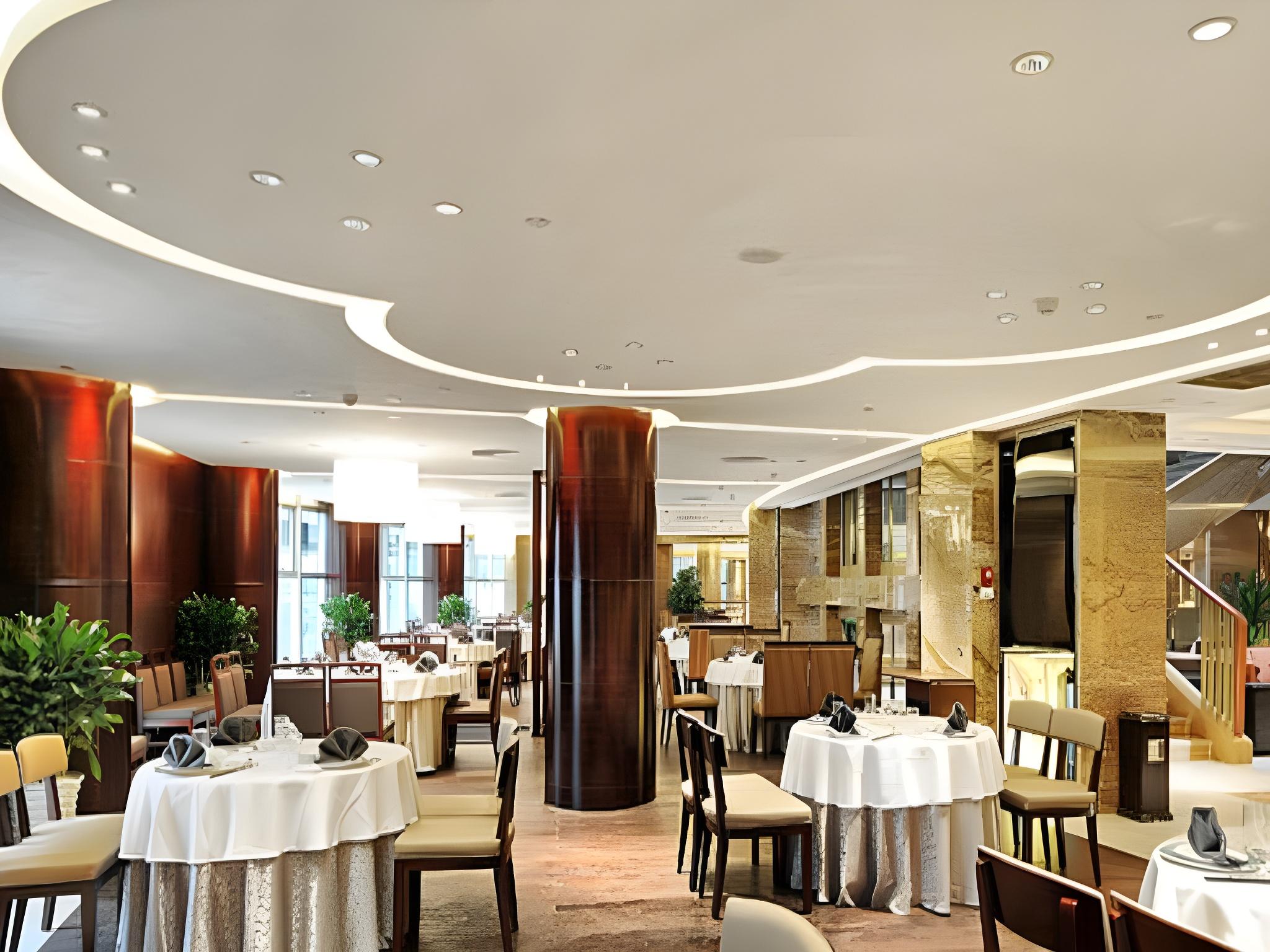 Фото Chengdu Minya Hotel