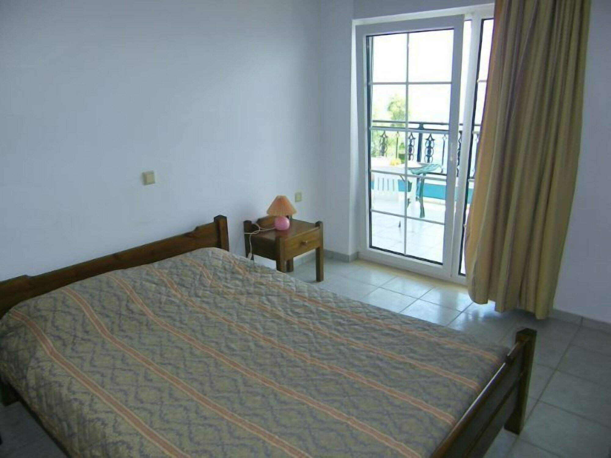 Фото Cypriana Apartments