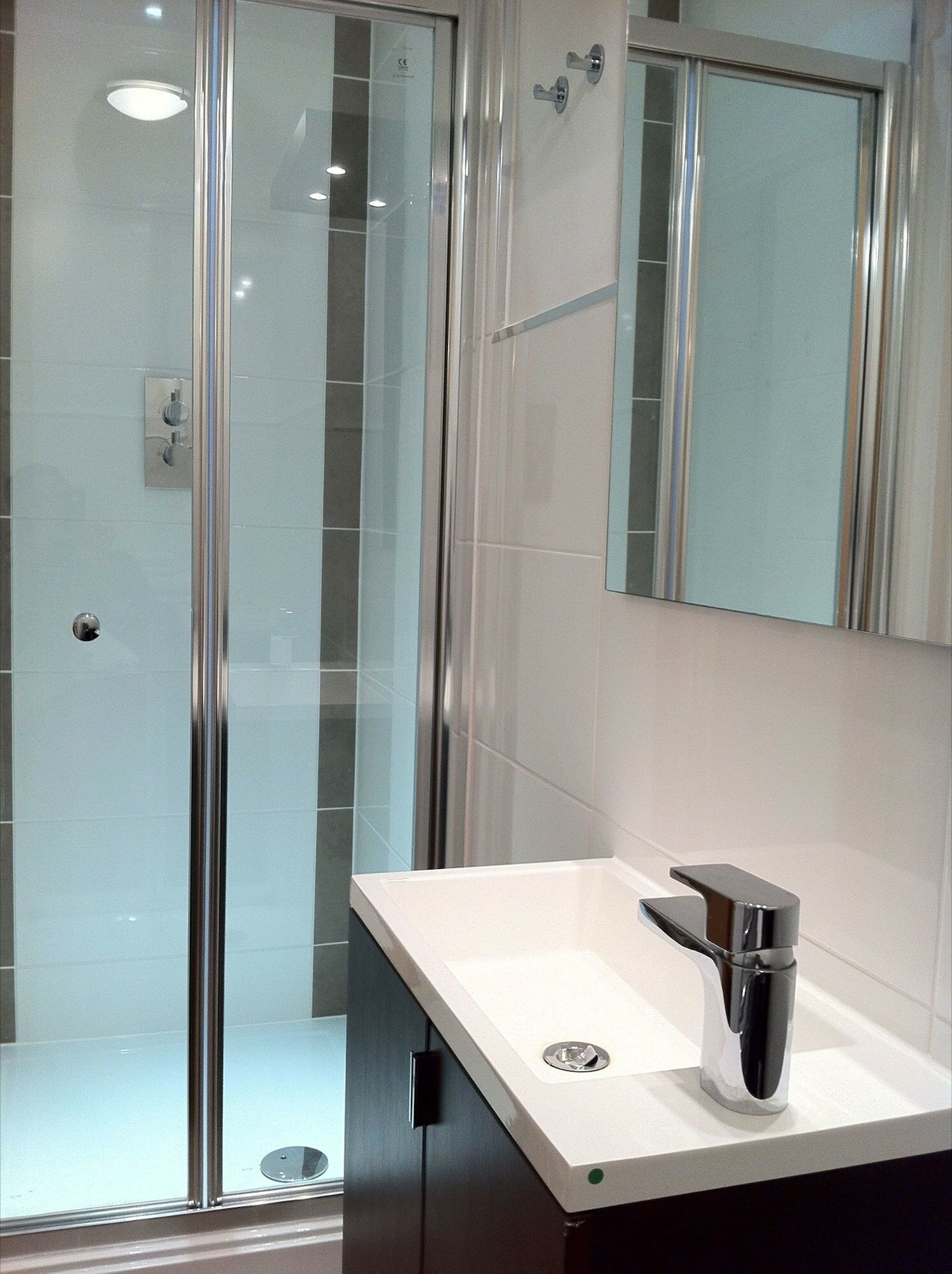 Фото Lyall Apartment Hotel