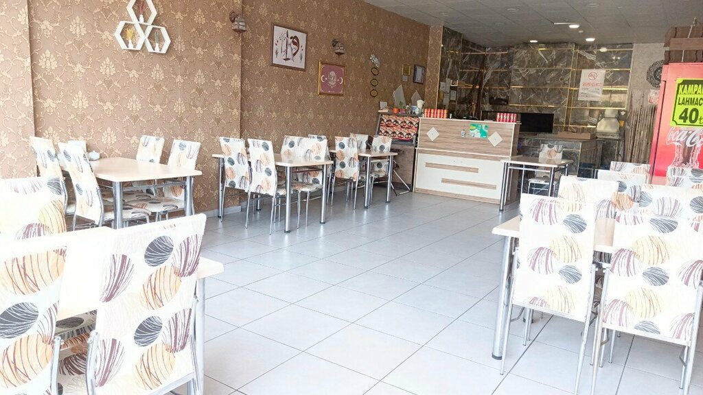 Restaurante Sedir Usta Etliekmek ve Tirit Salonu, , foto