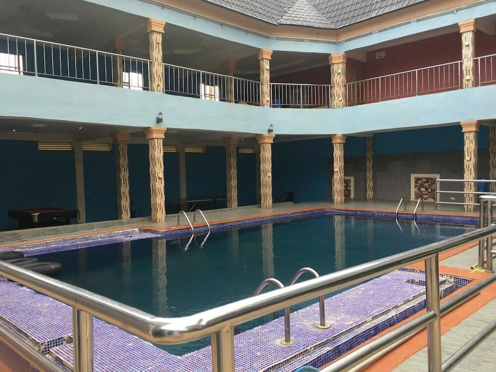 Фото отеля 1