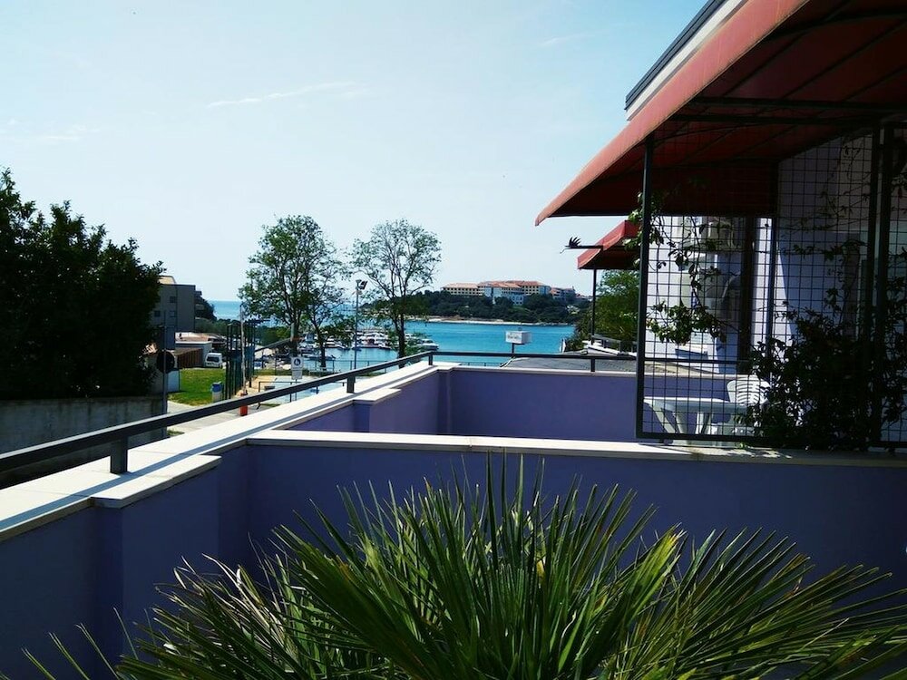 Фото ApartHotel Viola