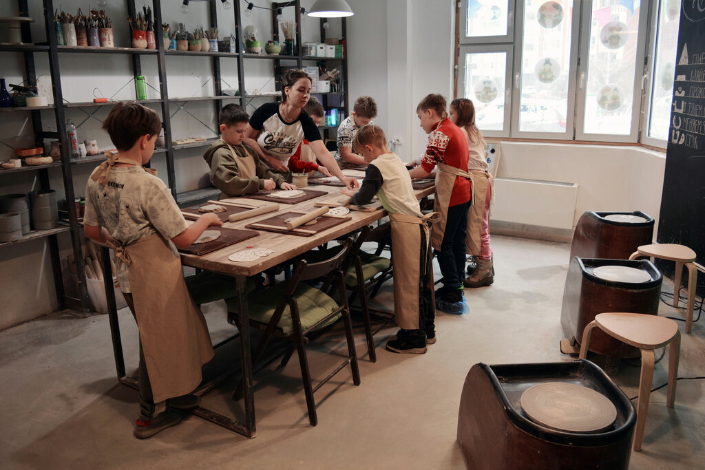 Dulusçuluq emalatxanası Goncharny Rock-n-Roll, Lyubertsı, foto