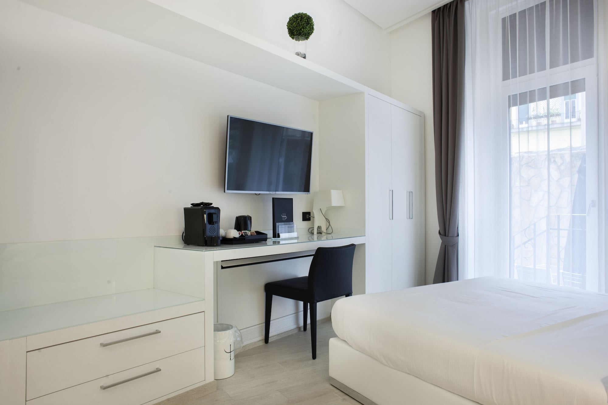 Фото Lhp Suite Napoli - Parco Margherita