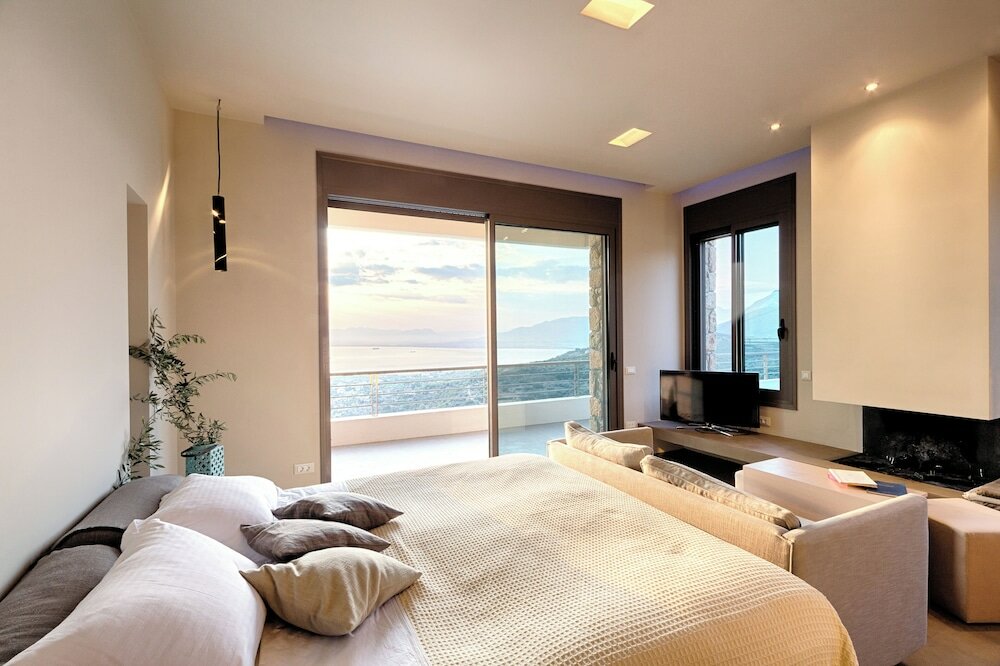 Фото Euphoria Suites