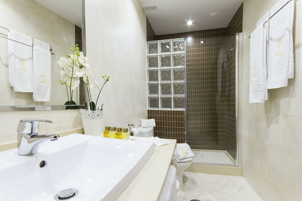 Фото Apartamentos El Tajo & SPA