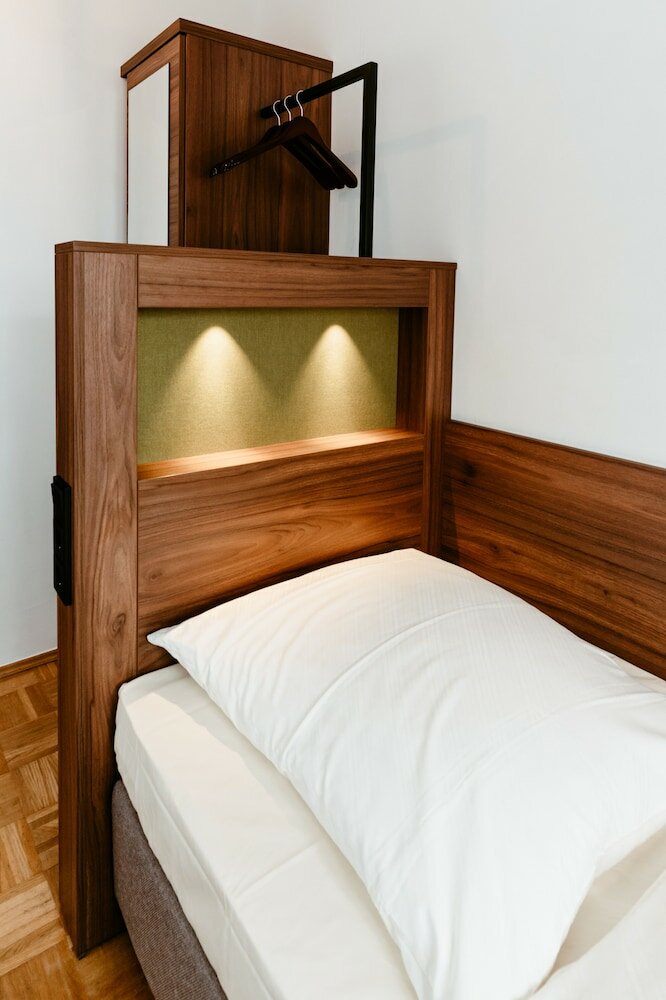 Фото Hotel-Gasthof Goldener Greifen