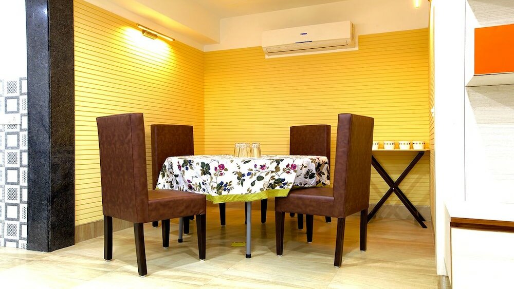 Фото Hotel Santosh Dham