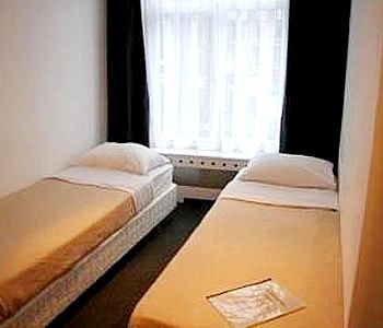 Фото The Townhouse Hotel