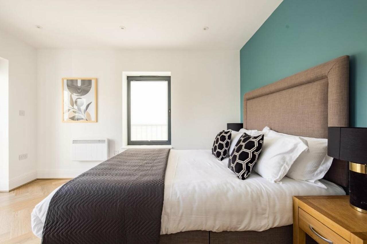 Фото Staines Riverside by Charles Hope