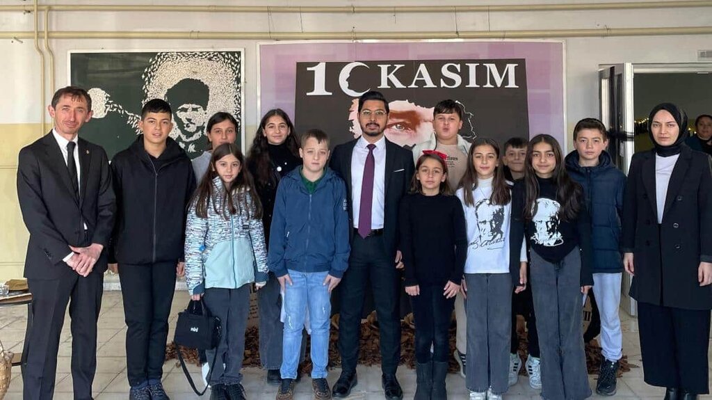 School Fatih Middle School, Akkus, photo