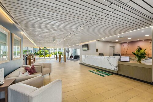 Гостиница Quality Suites Pioneer Sands в Вуллонгонге