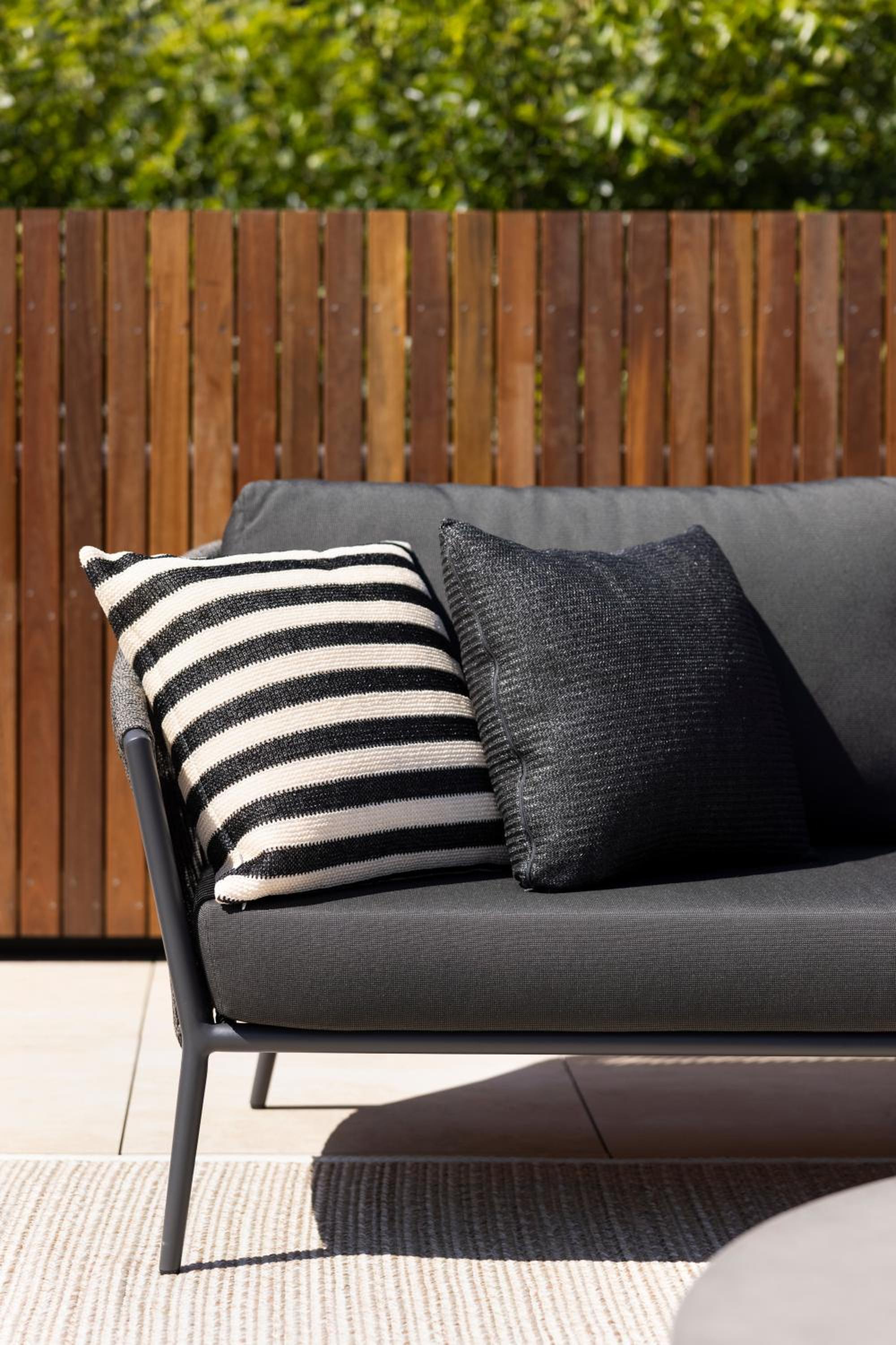 Фото Regents Court