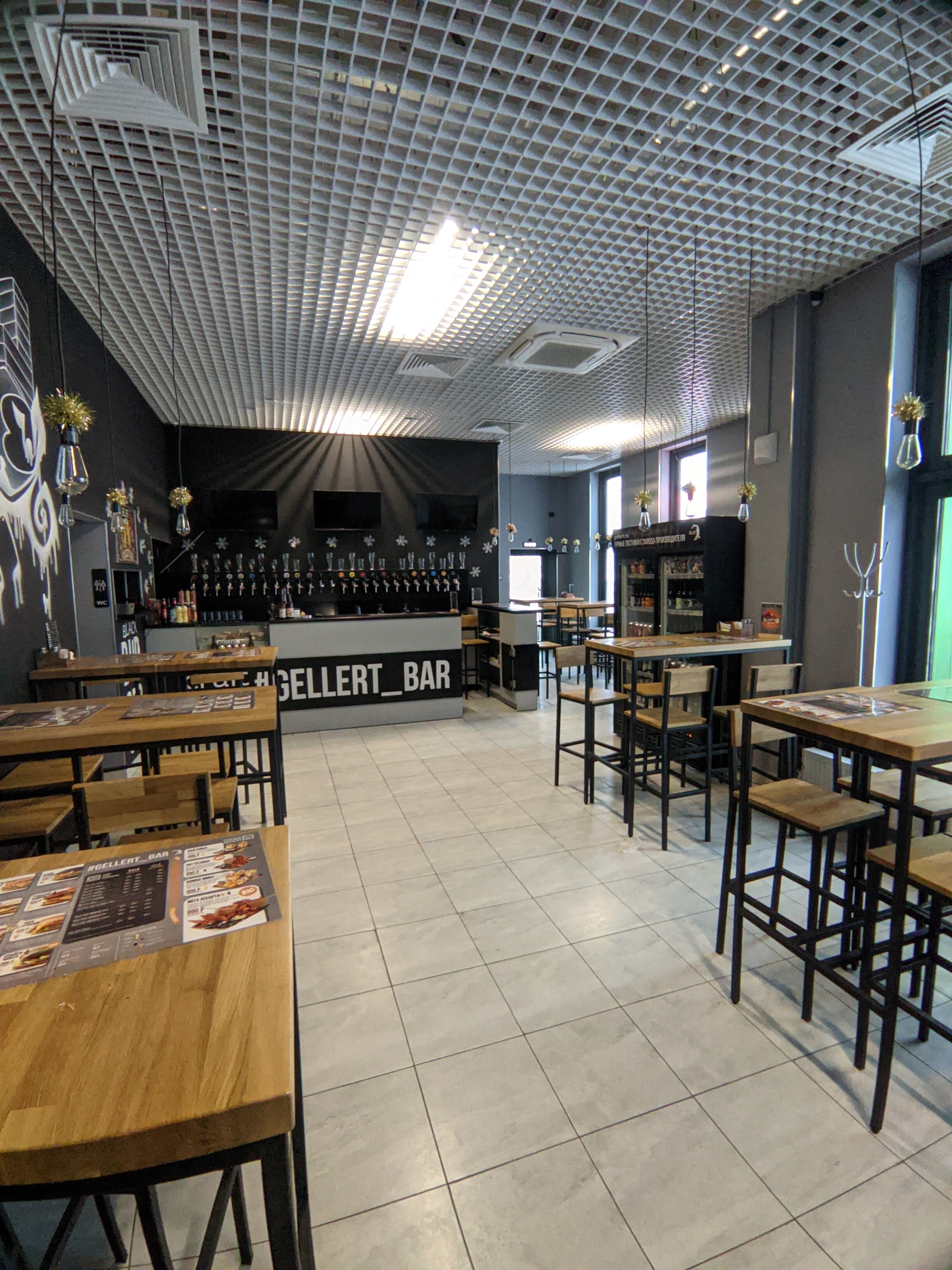 Желідегі сексуалды балапандар