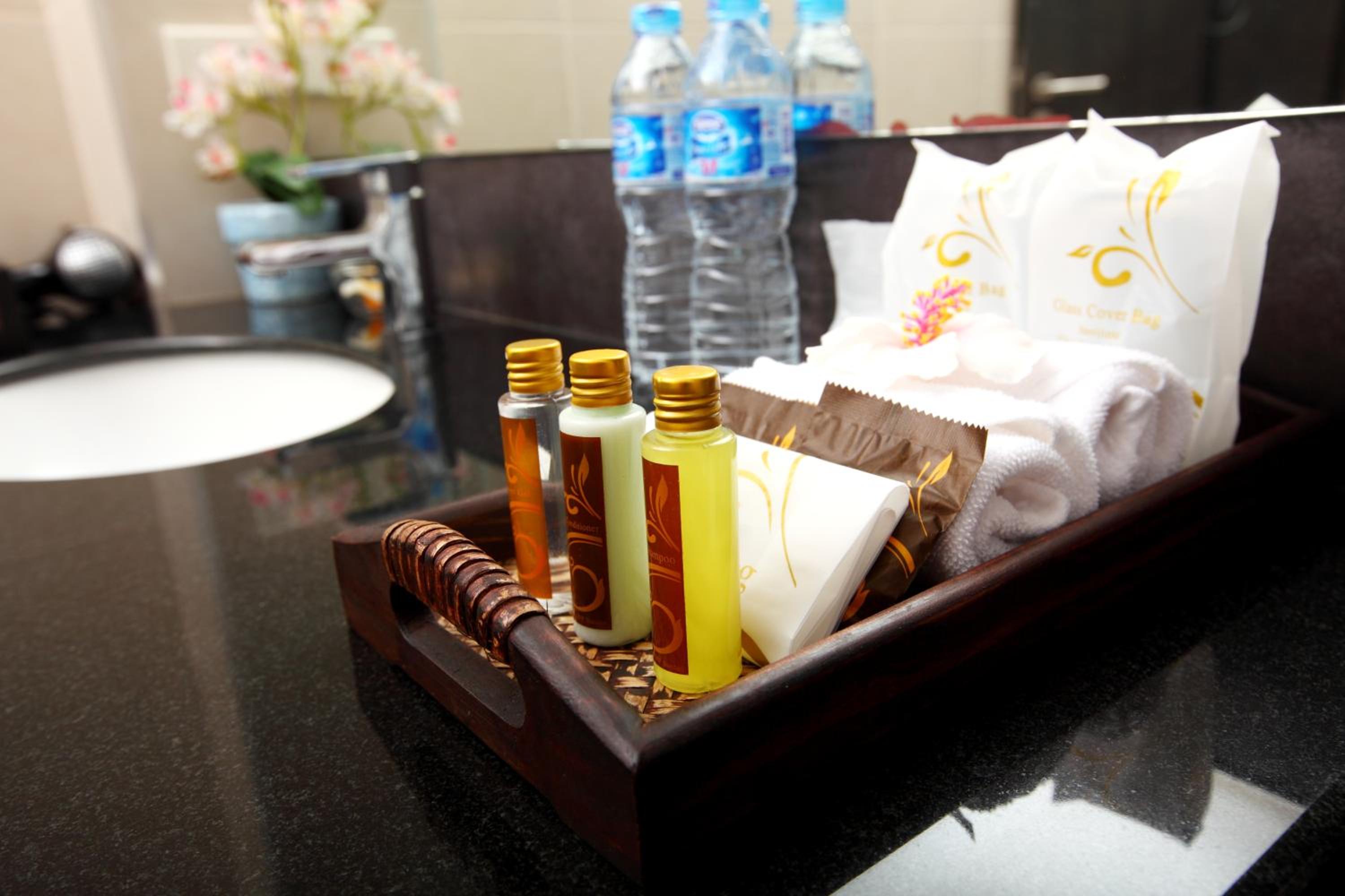 Фото Tabaluga Pool Villa Hotel