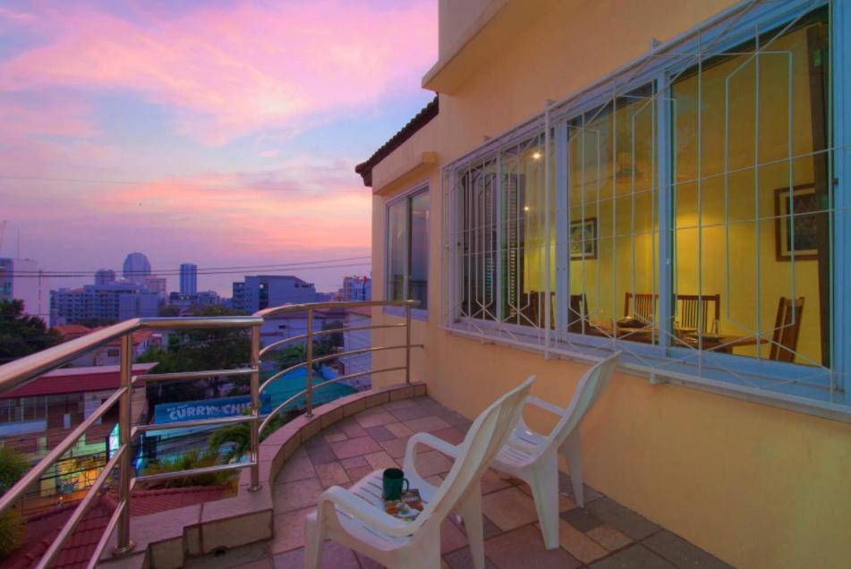 Фото Argyle Apartments Pattaya
