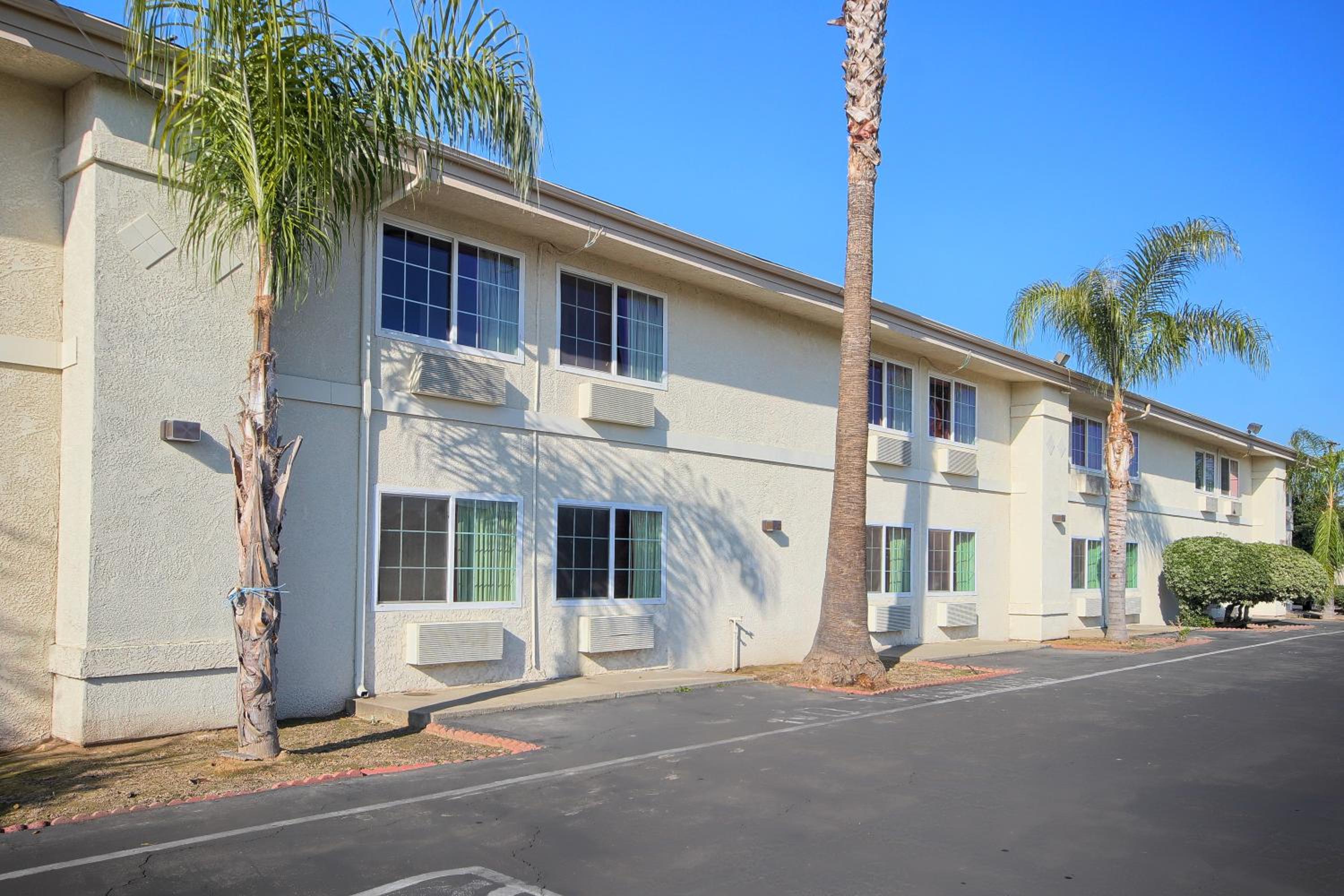 Фото Motel 6 Merced, Ca