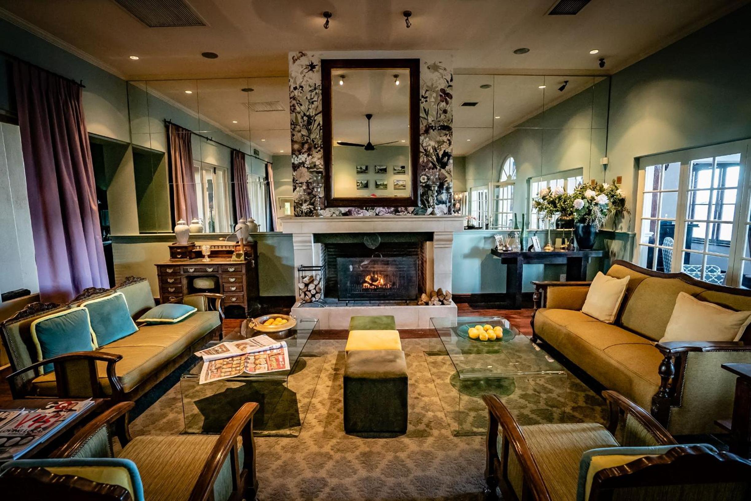 Фото The Royal Hotel