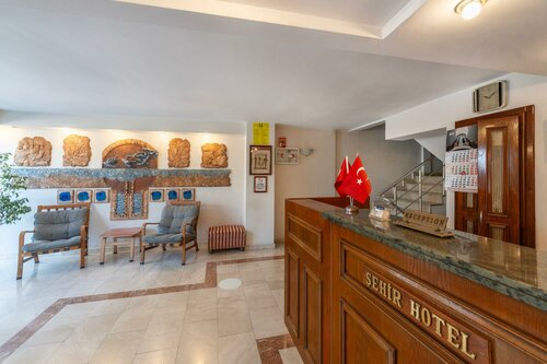 Гостиница Sehir Hotel в Муратпаше