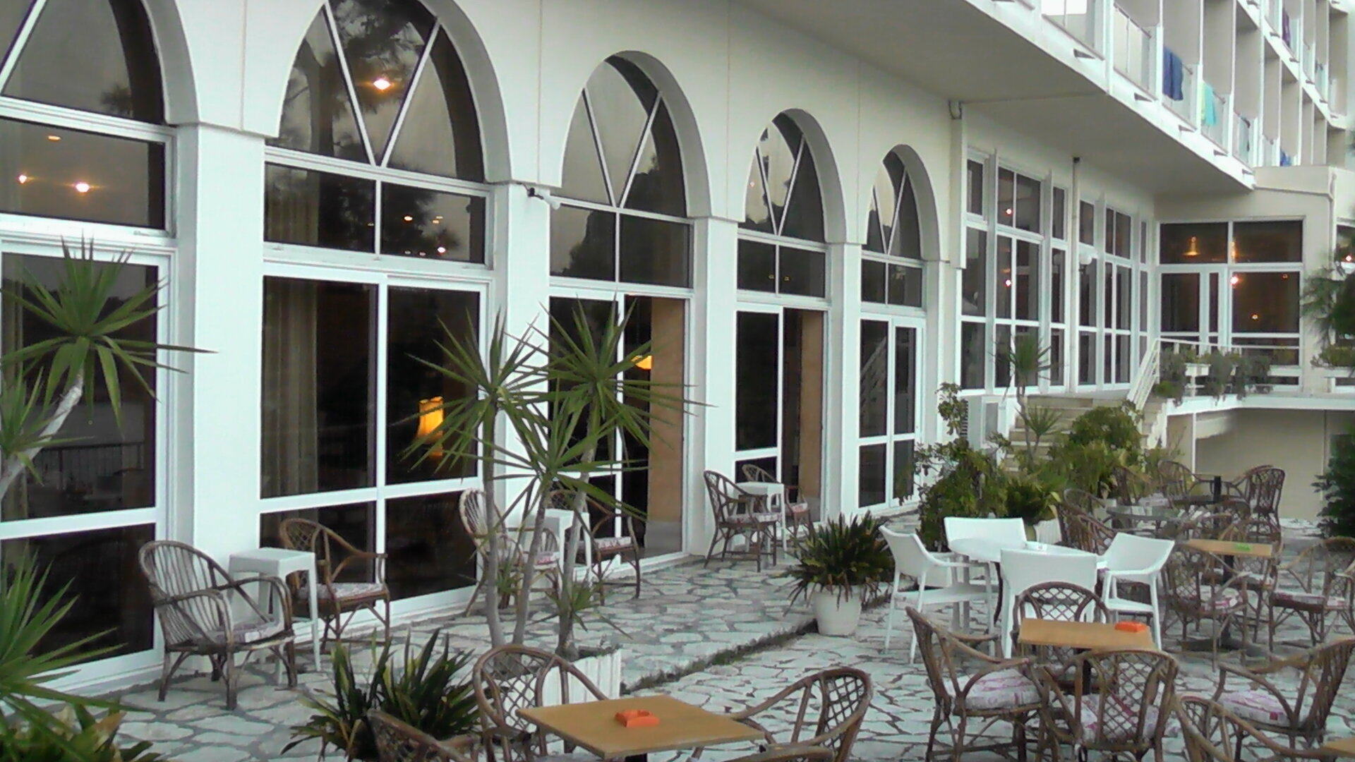 Фото Akrotiri Beach