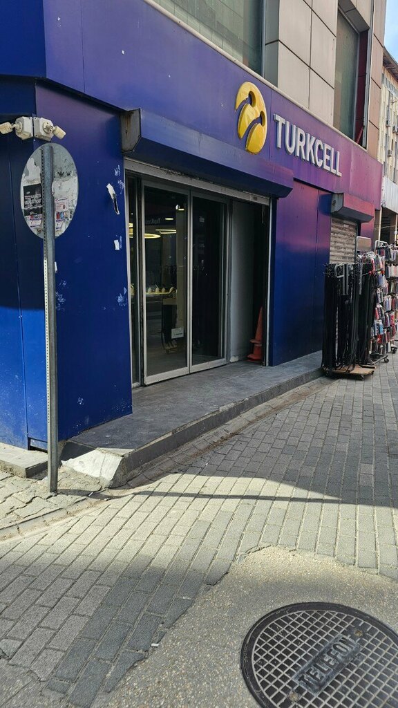 Mobile phone store Turkcell, Adana, photo