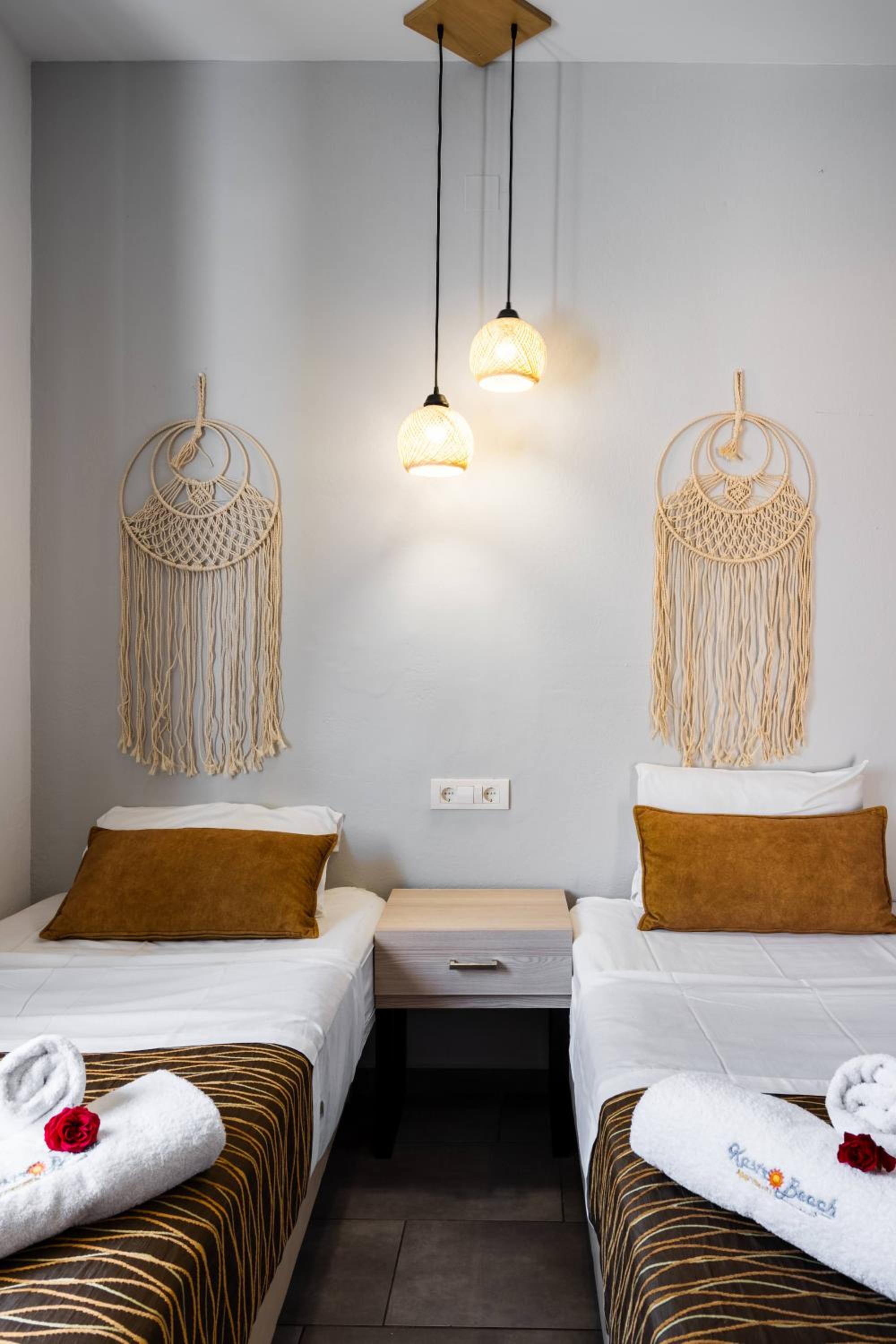 Фото Kastro Beach Apartments