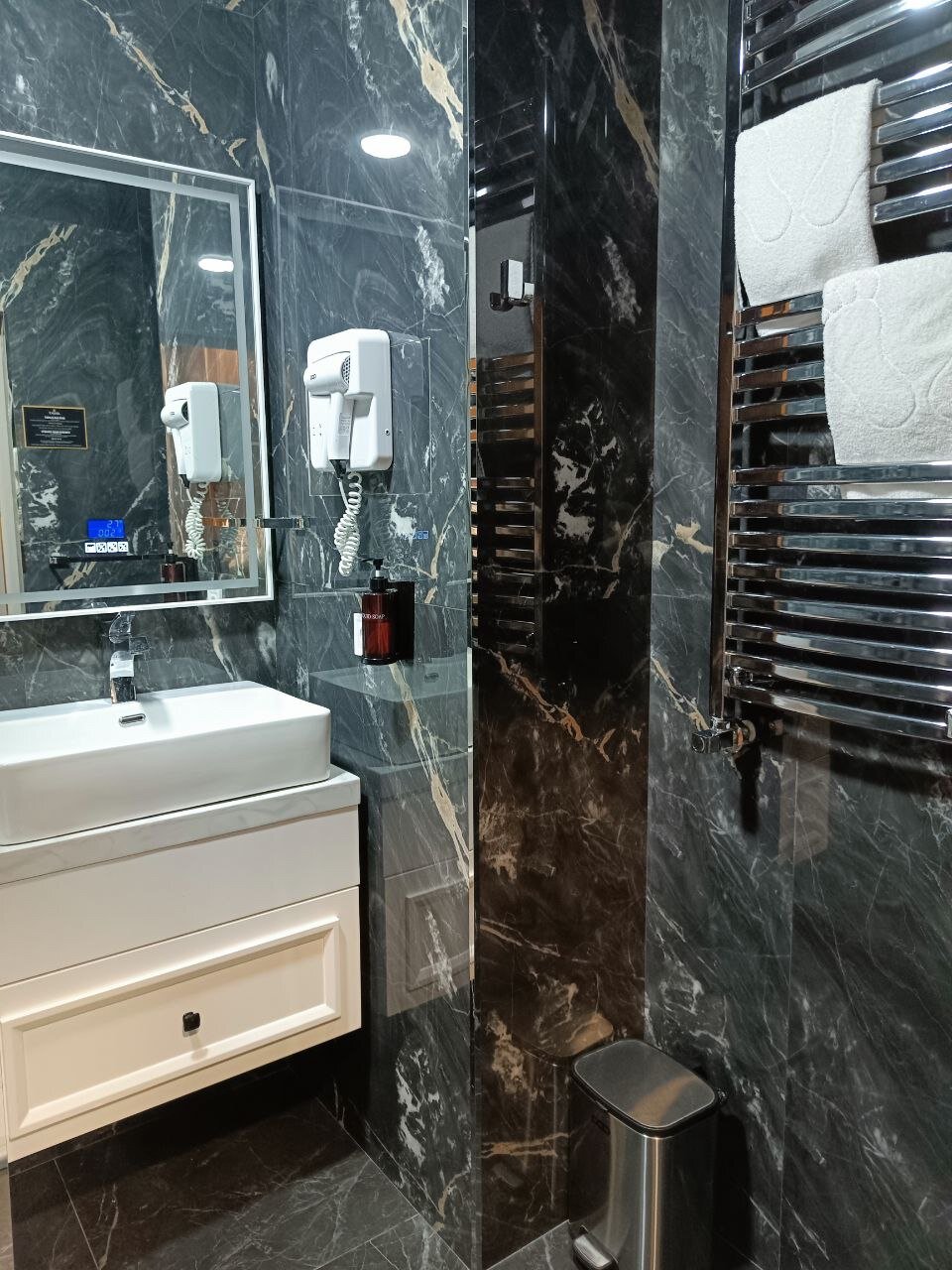 Фото Avant Hotel